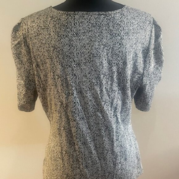 White House Black Market Printed Short Sleeve Blouse - Picture 3 of 5